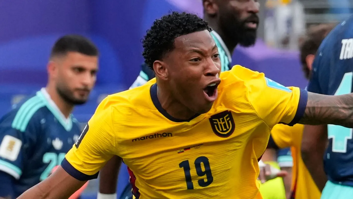 Ecuador Stun Germany to Reach World Cup Knockout Stage